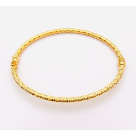 18k Bangle  19cm  Yellow Gold  3.90grams